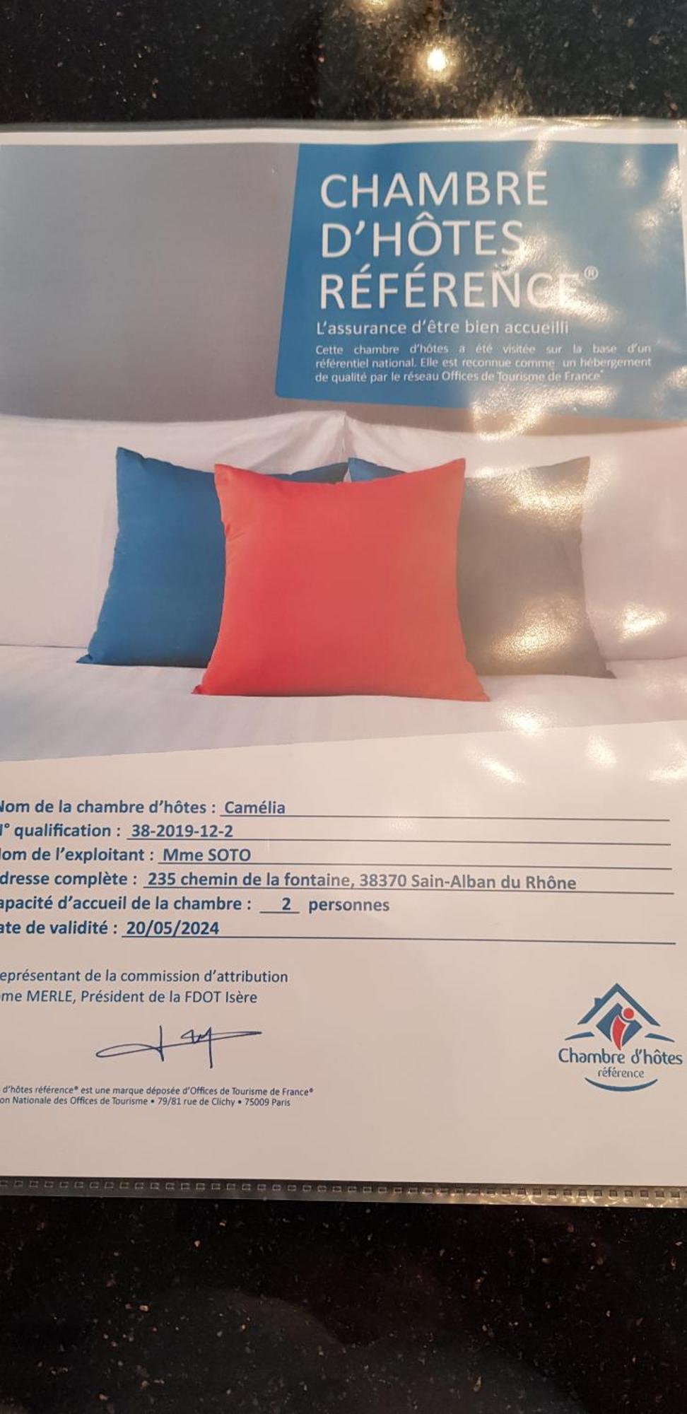 L'Ecrin De Vert Saint-Alban-du-Rhône Δωμάτιο φωτογραφία